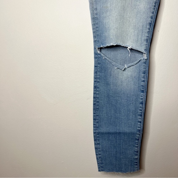Mother The Looker Distressed Skinny Jeans in Love Drunk Cowboy - Picture 5 of 11